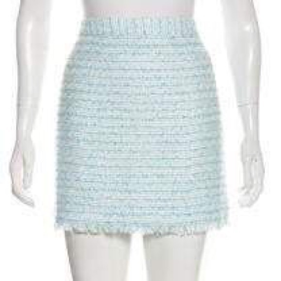 Alice + Olivia Tweed Mini • Size 6 - Picture 1 of 5